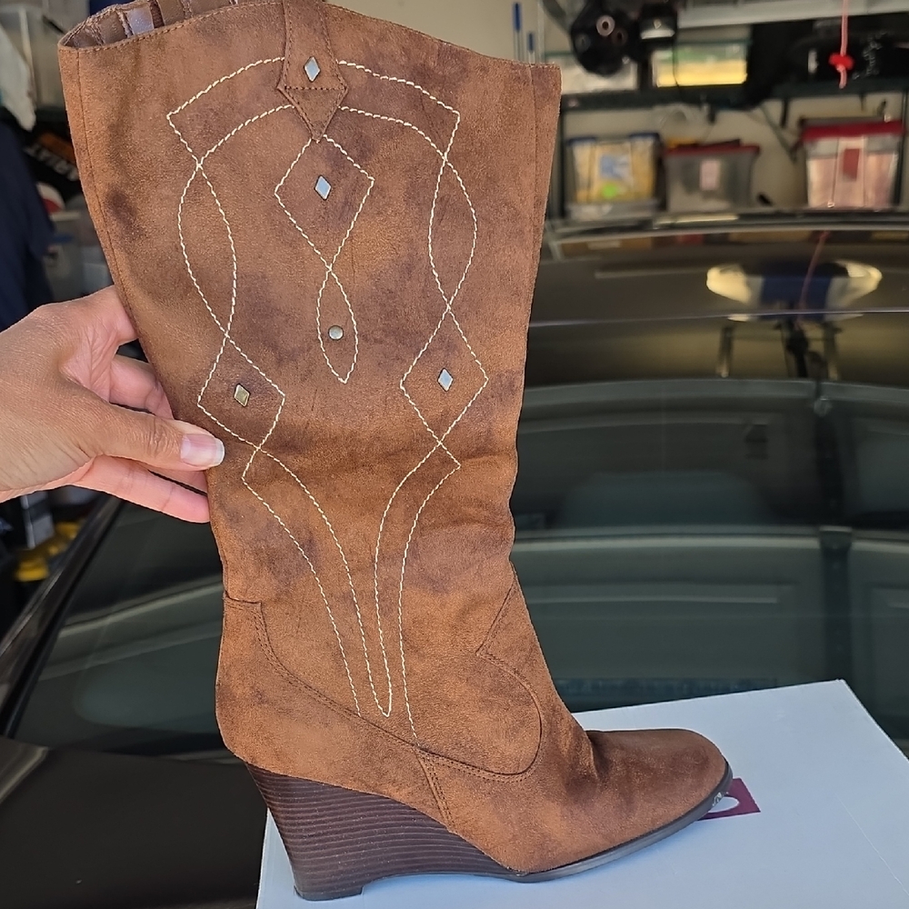 SO Brown Suede Western Wedge Boot